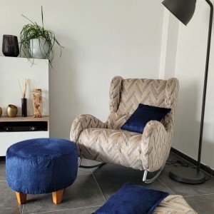 Stijlvolle schommelstoel Jannes & Shana. 